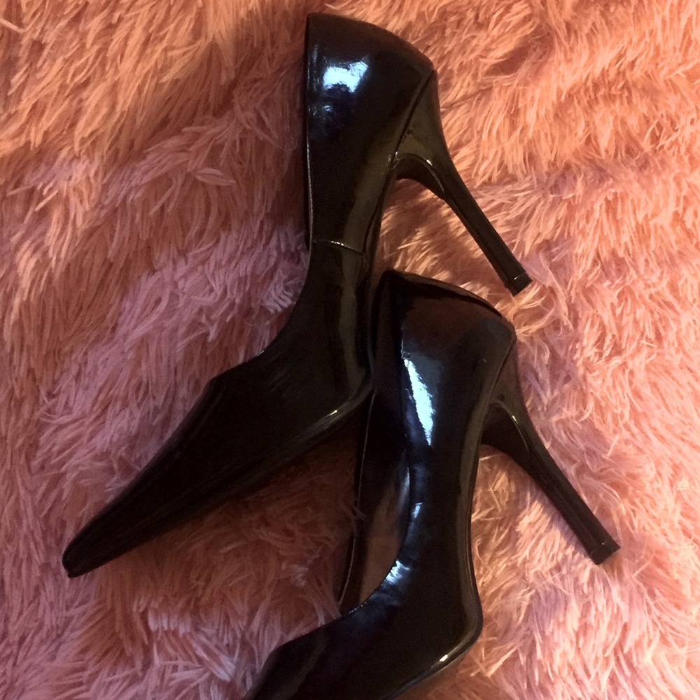 Patent black heels size 10